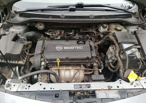 Opel Astra cena 26500 przebieg: 123000, rok produkcji 2011 z Łódź małe 46